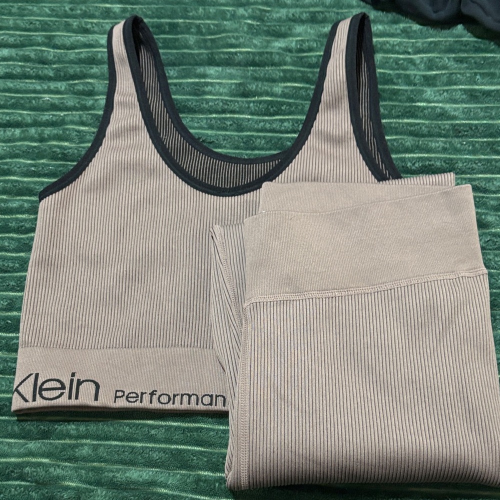 Calvin Klein Legging Activewear Set